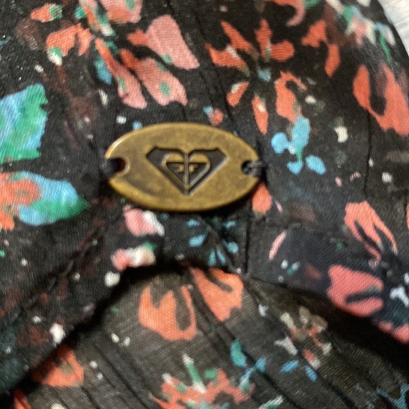 3for$20 Roxy | Size:M flower print tops SzM - Picture 4 of 6